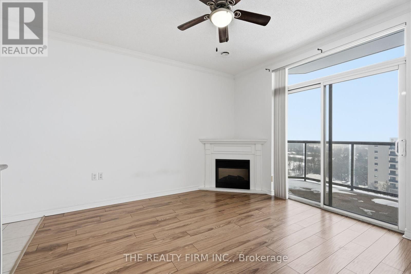 914 - 353 COMMISSIONERS ROAD WEST Image 11