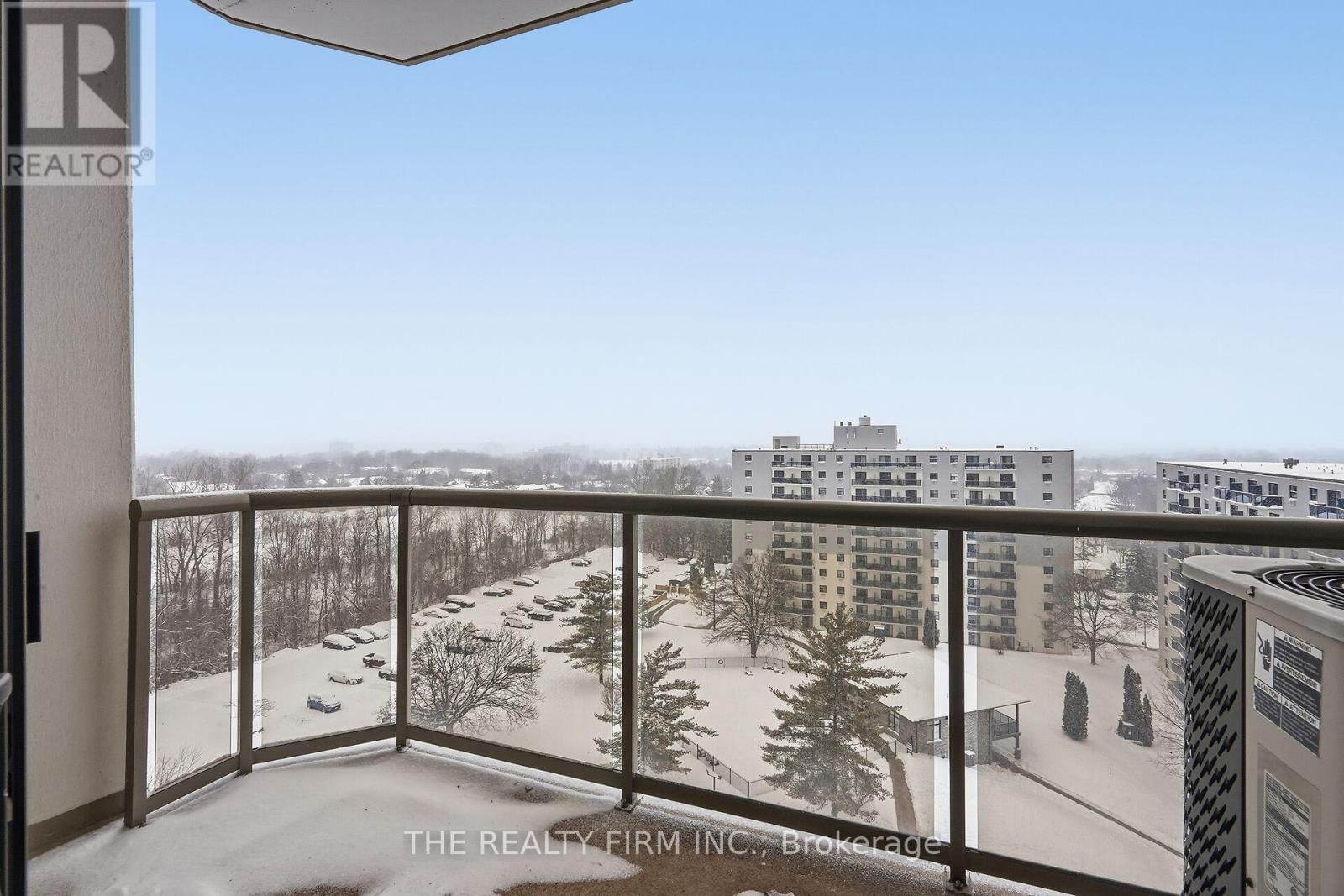 914 - 353 COMMISSIONERS ROAD WEST Image 21