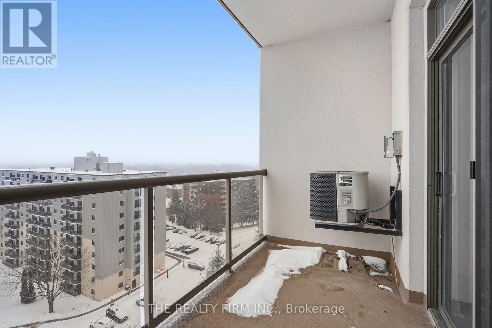 914 - 353 COMMISSIONERS ROAD WEST Image 22