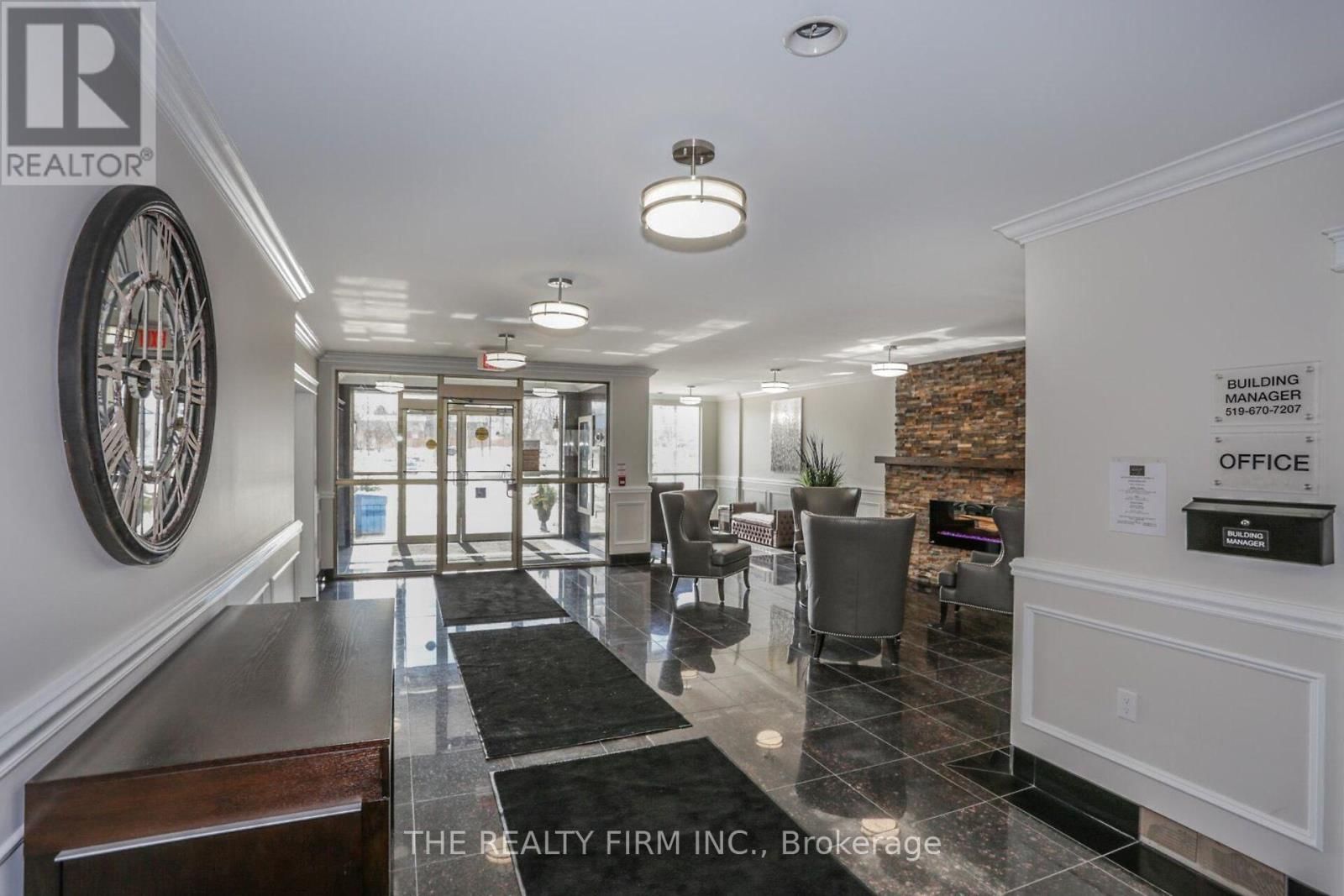 914 - 353 COMMISSIONERS ROAD WEST Image 23