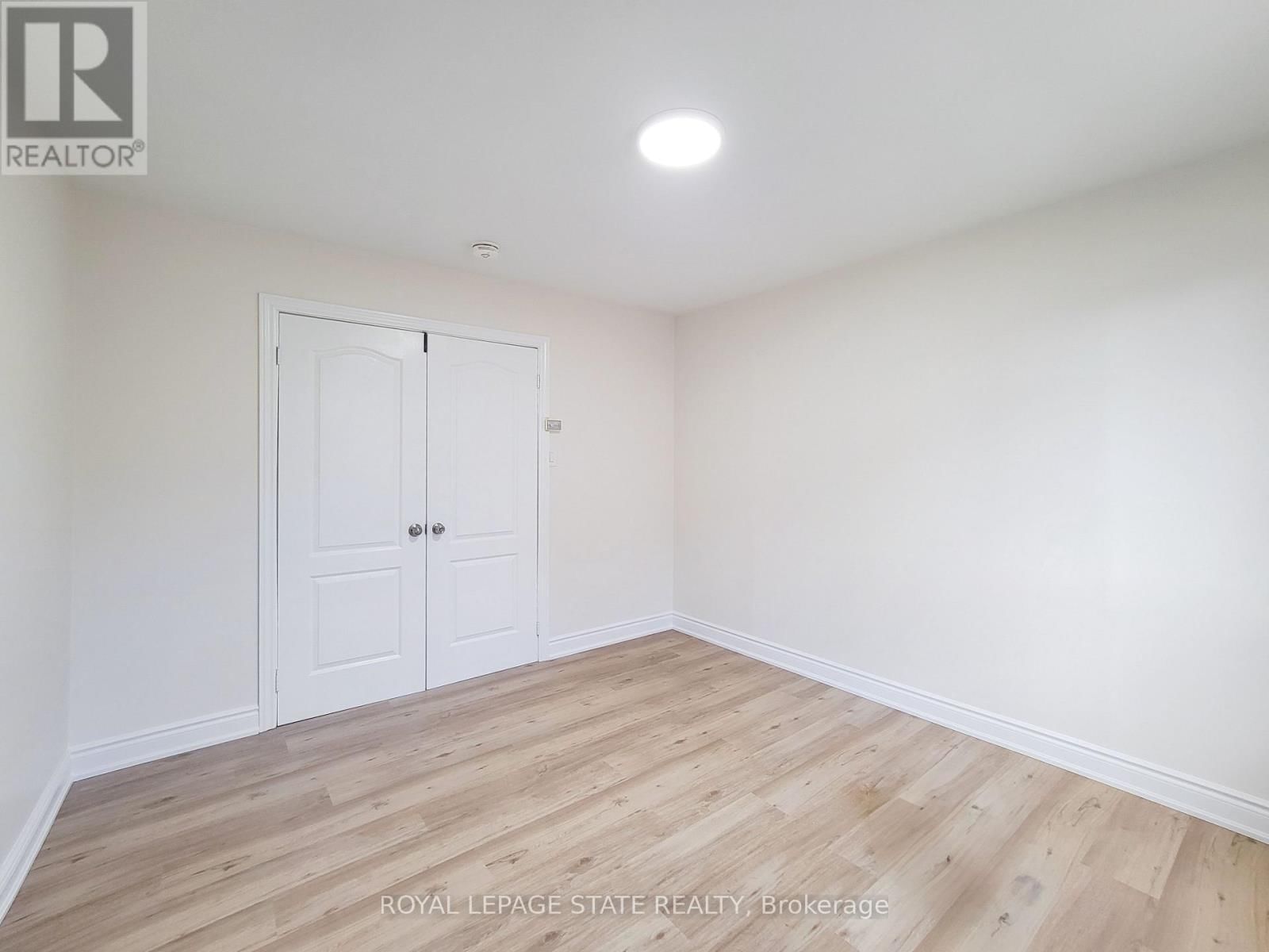 216 RAVENBURY DRIVE Image 15