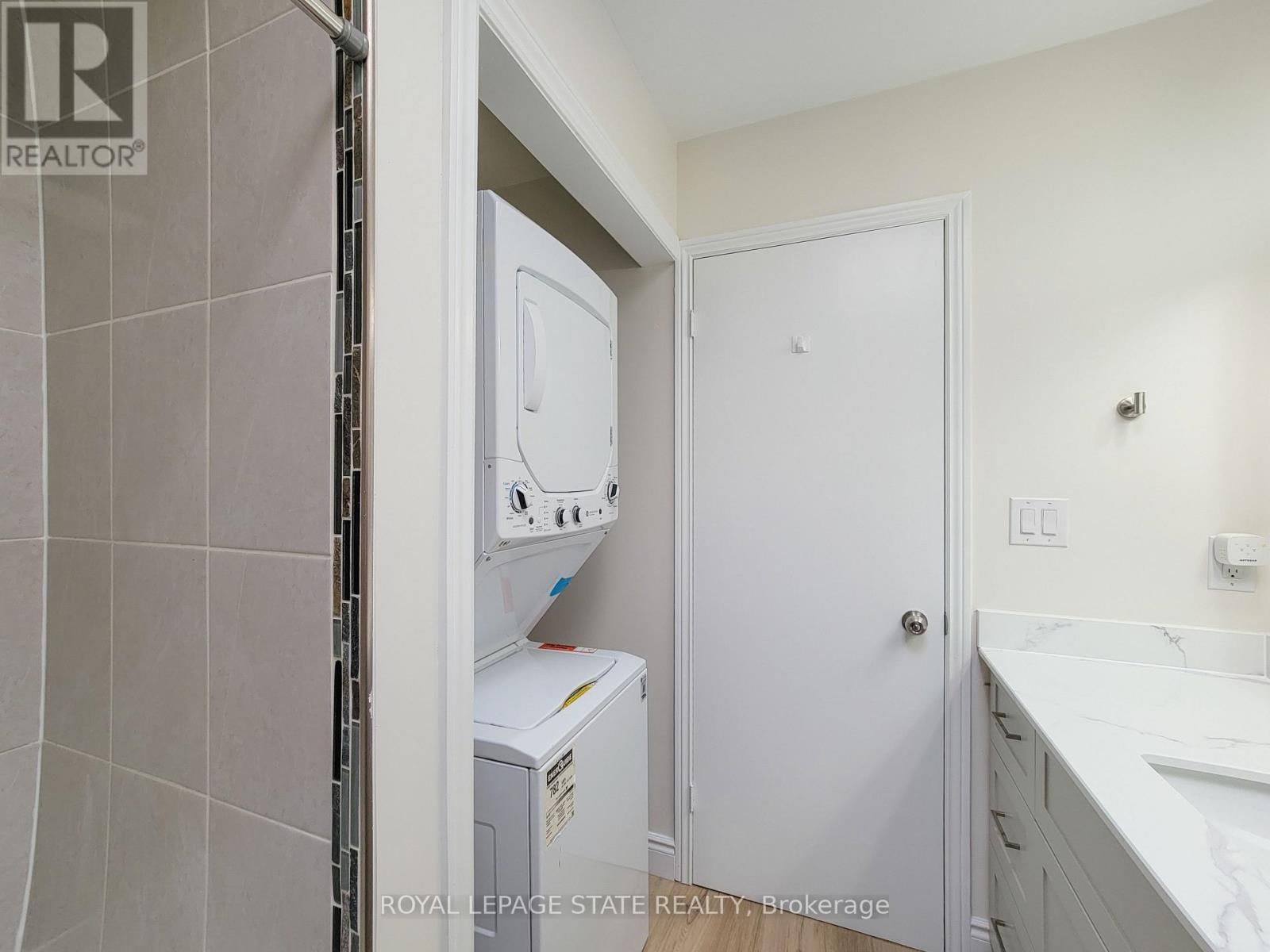 216 RAVENBURY DRIVE Image 18