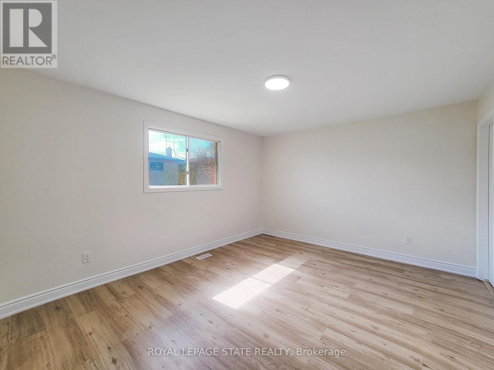 216 RAVENBURY DRIVE Image 21