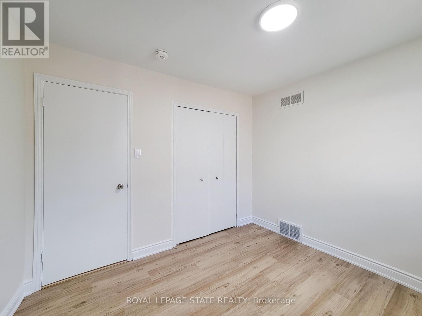 216 RAVENBURY DRIVE Image 24