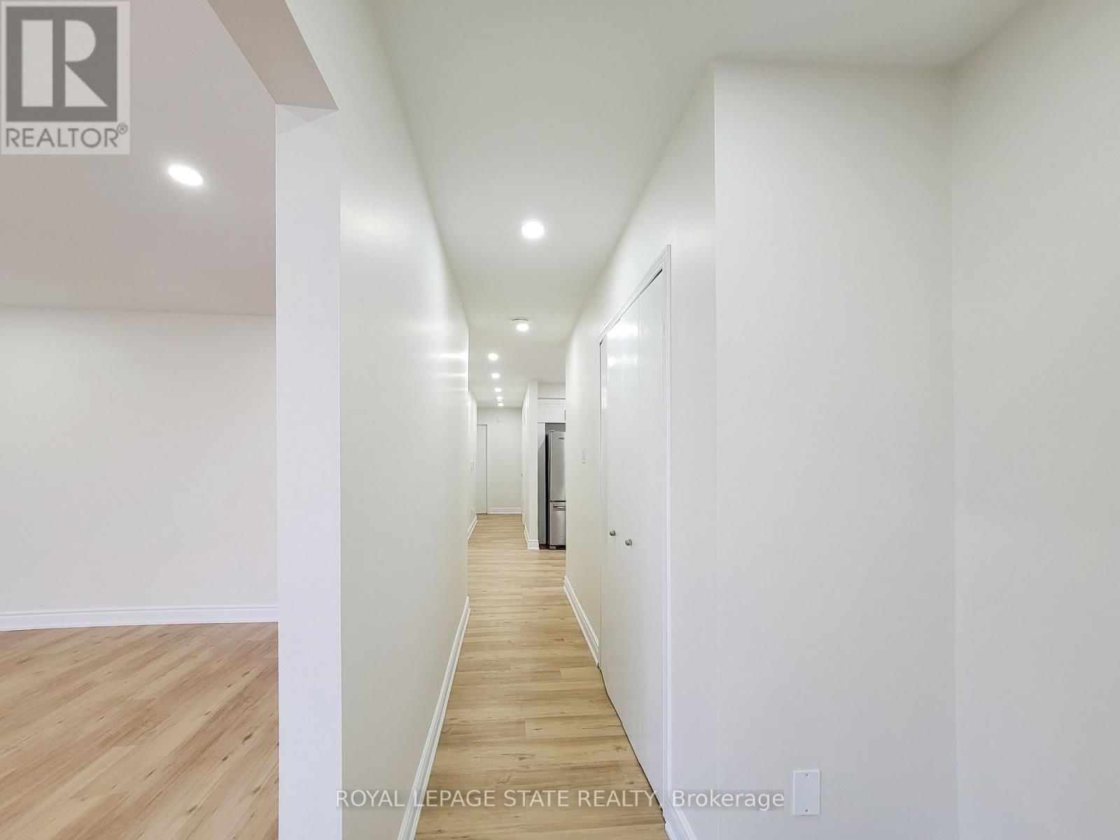 216 RAVENBURY DRIVE Image 9