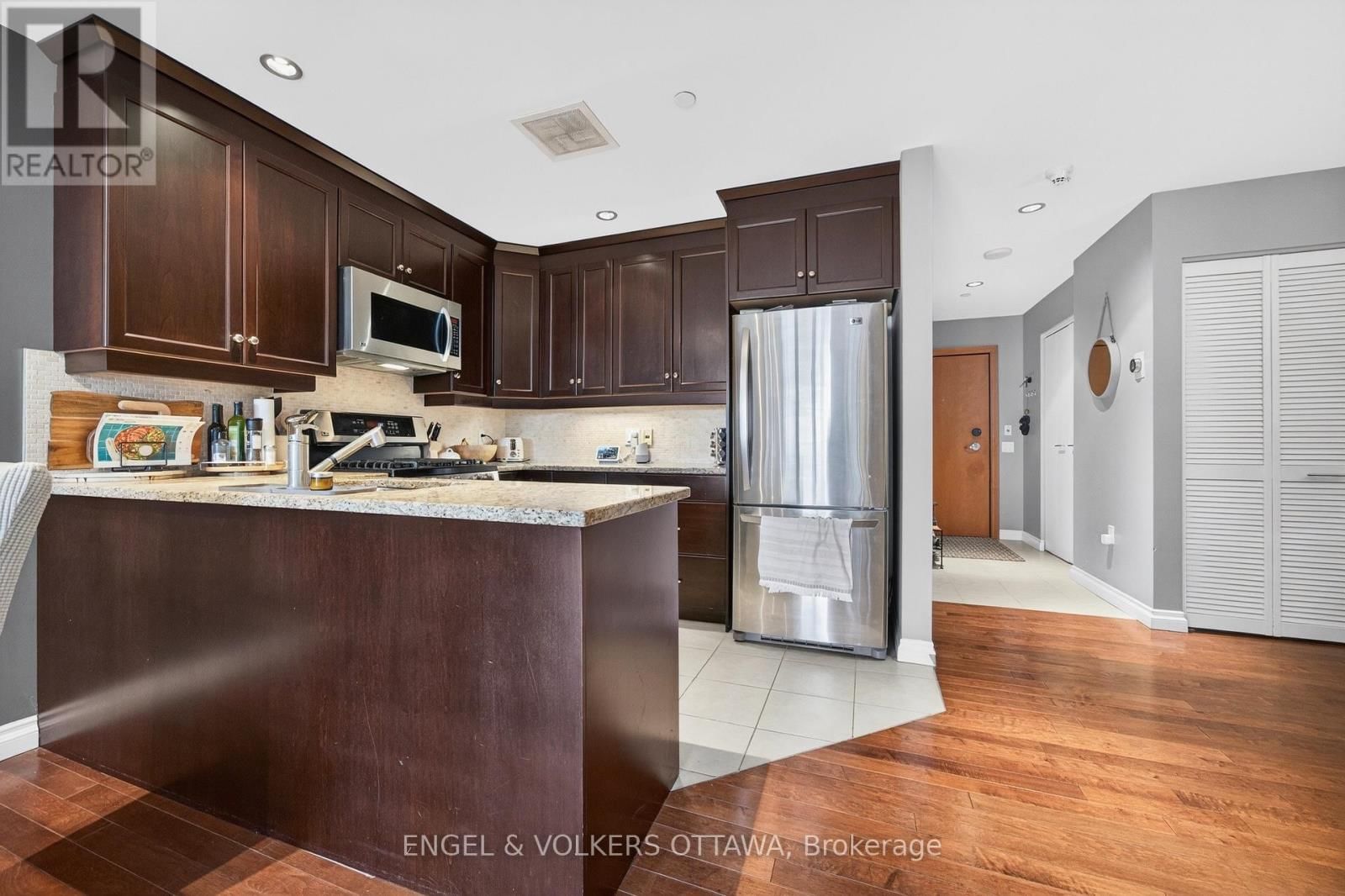 407 - 90 GEORGE STREET Image 9