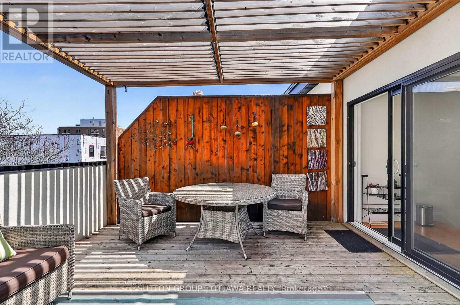 31 CARLOTTA AVENUE Image 27