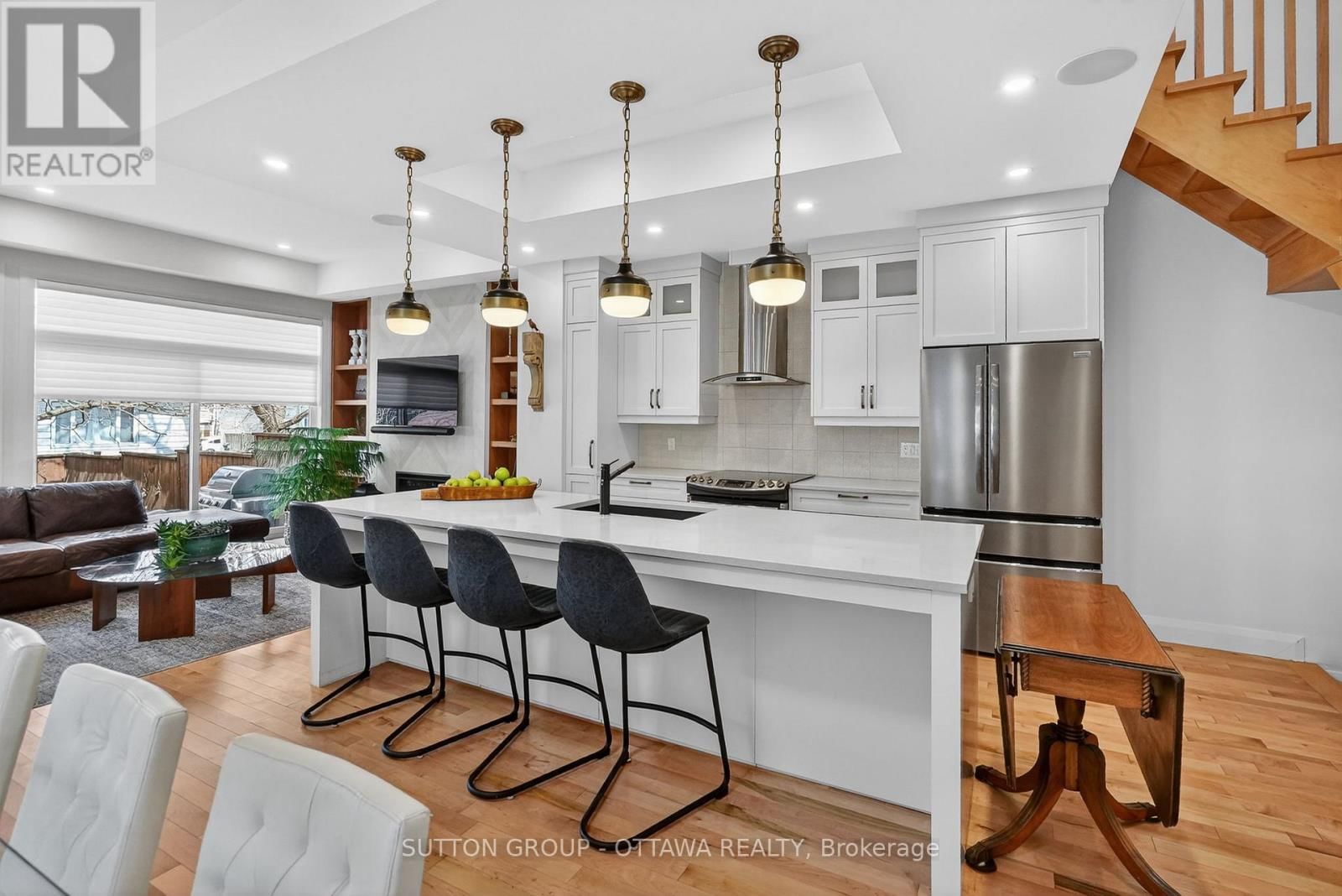 31 CARLOTTA AVENUE Image 5