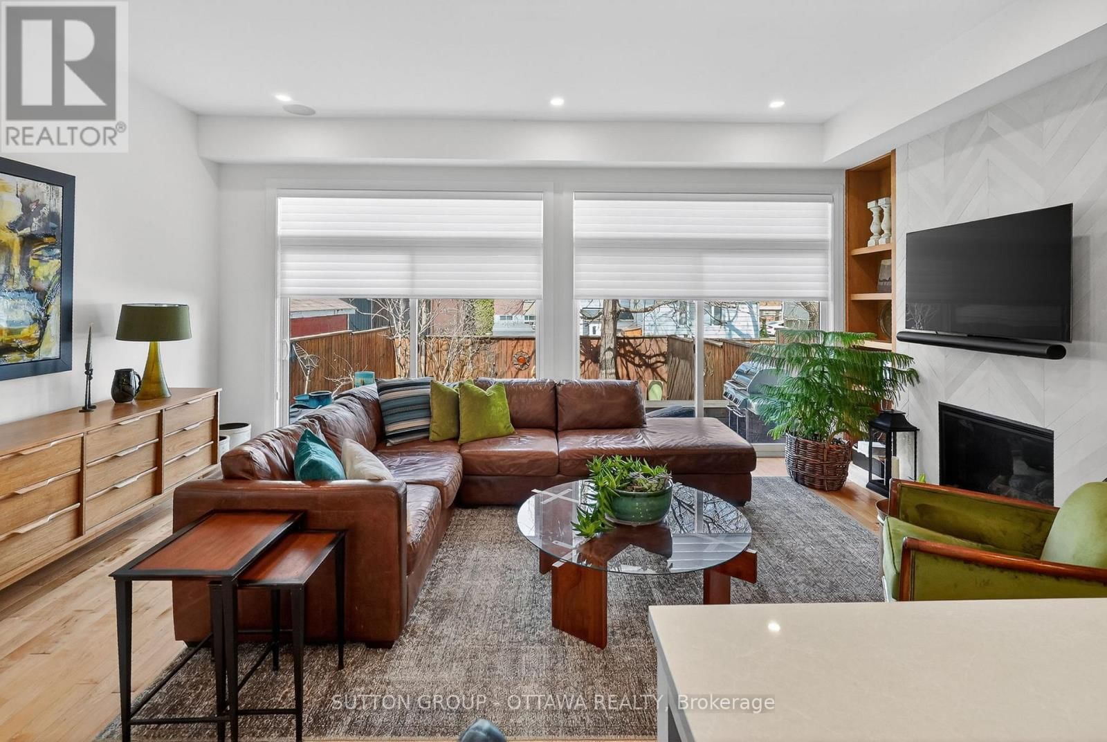 31 CARLOTTA AVENUE Image 8