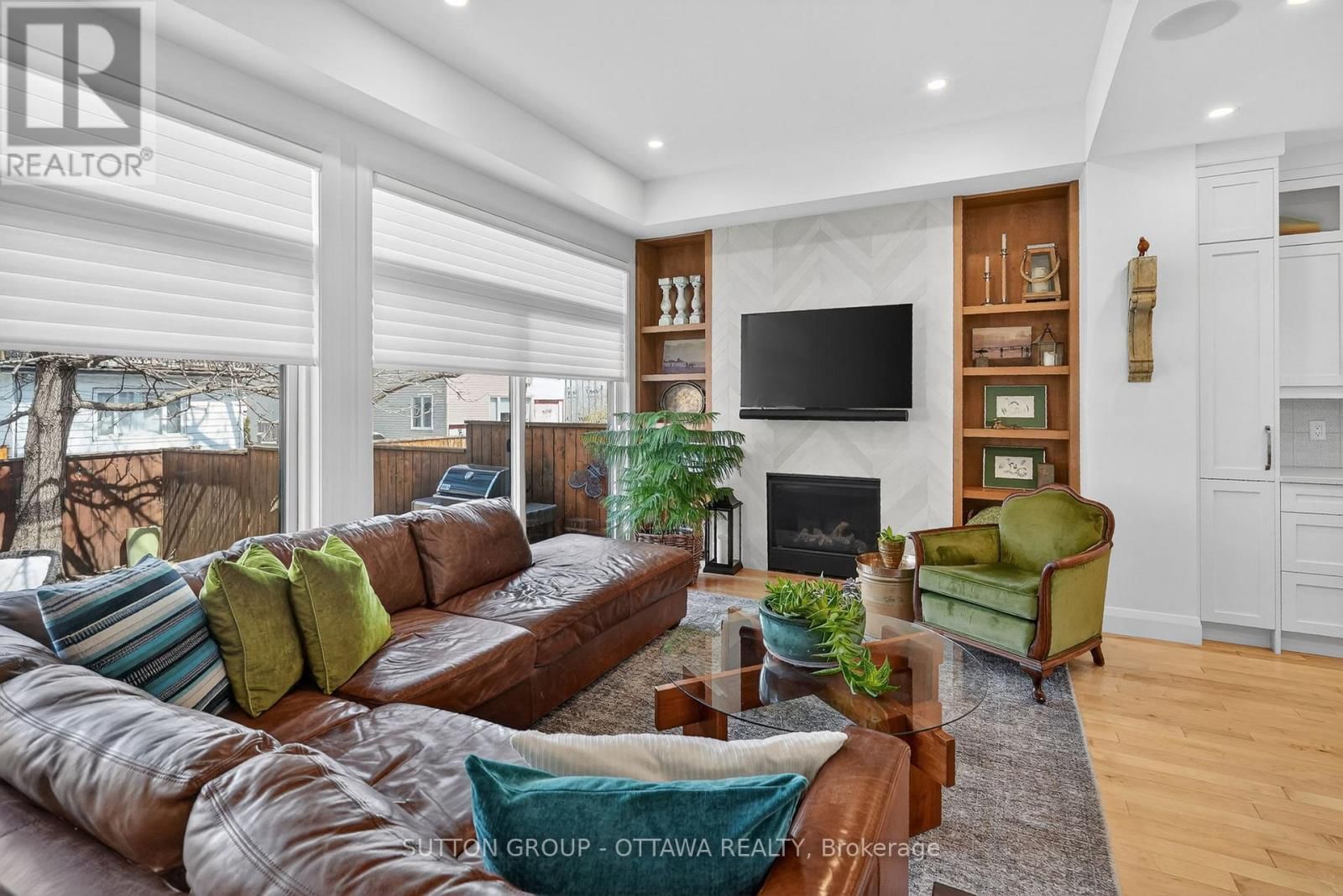 31 CARLOTTA AVENUE Image 9