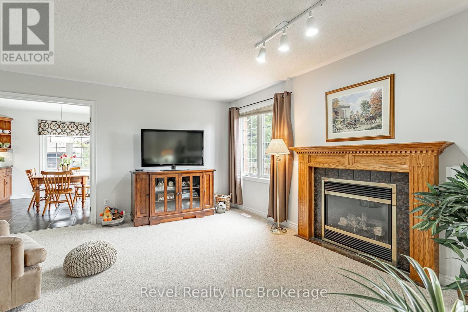 152 NORTH TOWN LINE EAST Image 16