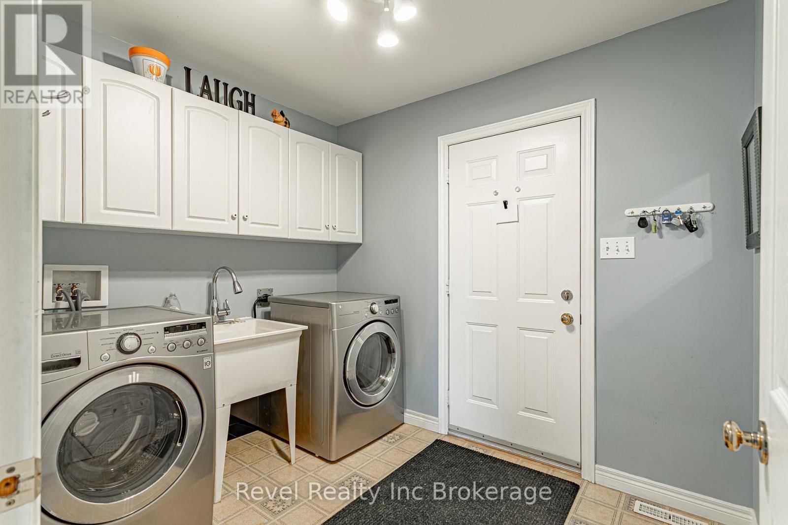 152 NORTH TOWN LINE EAST Image 17