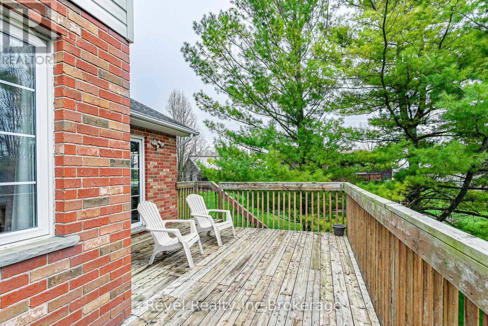 152 NORTH TOWN LINE EAST Image 33