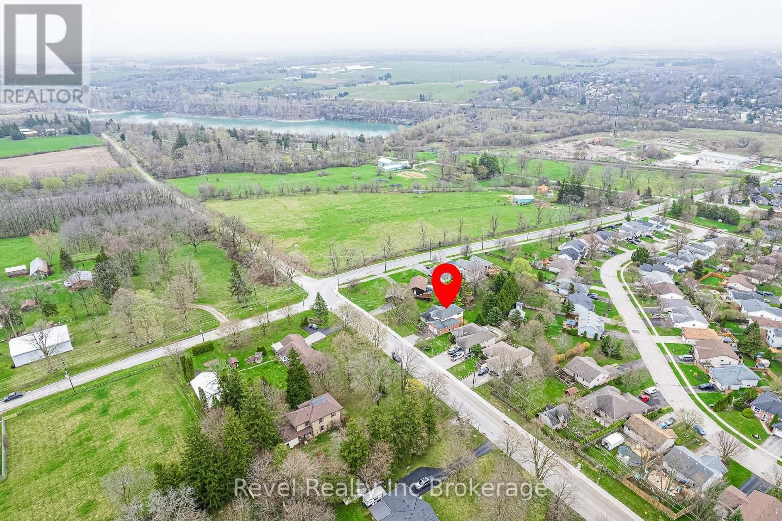 152 NORTH TOWN LINE EAST Image 37