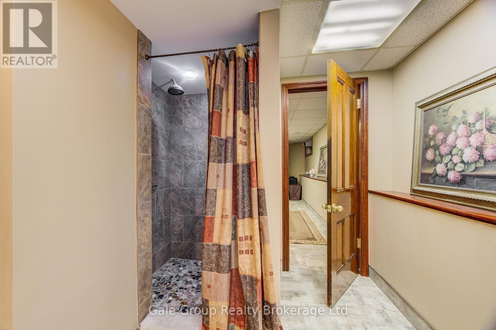 77 LIGHT STREET Image 17