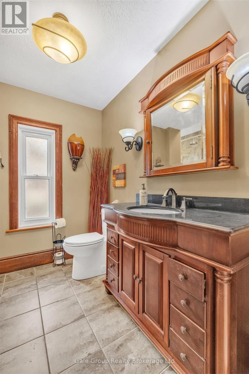 77 LIGHT STREET Image 23