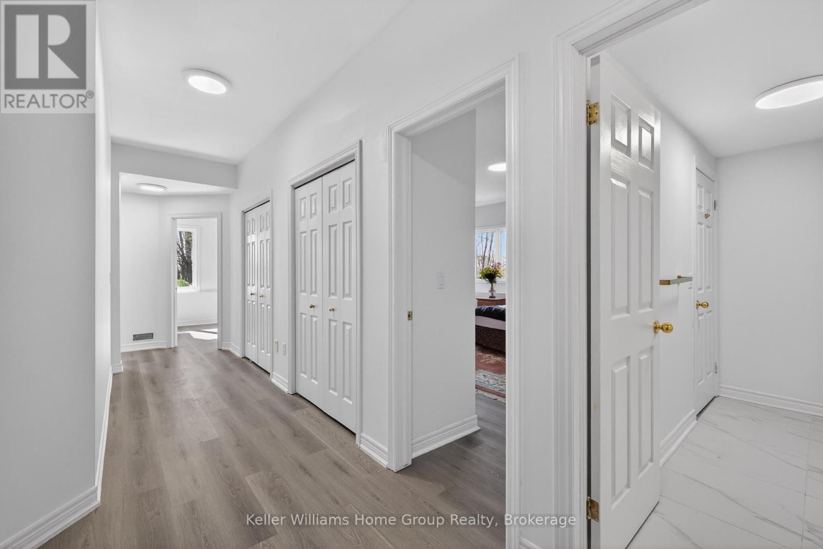 A - 23 FOX RUN DRIVE Image 13