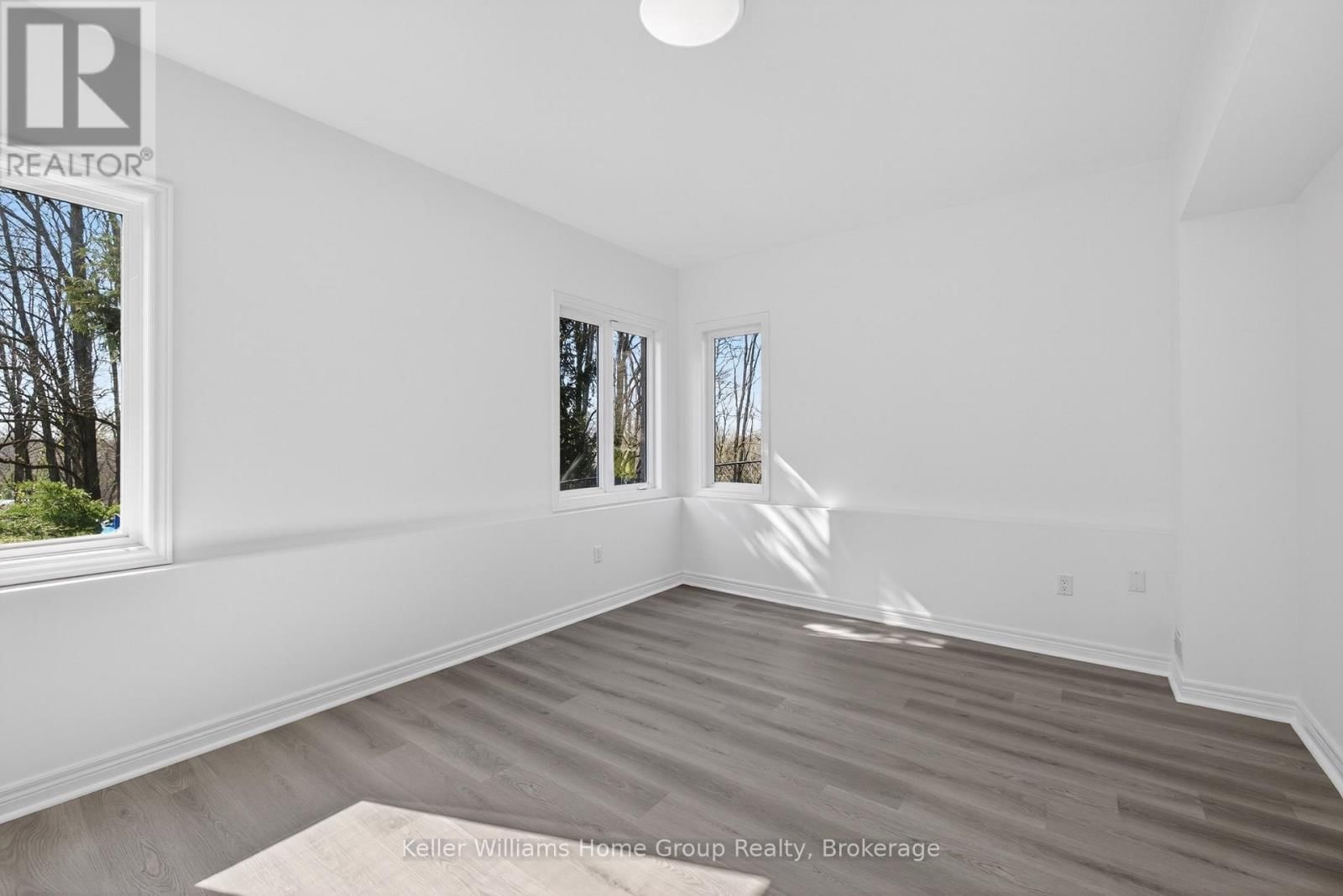 A - 23 FOX RUN DRIVE Image 17