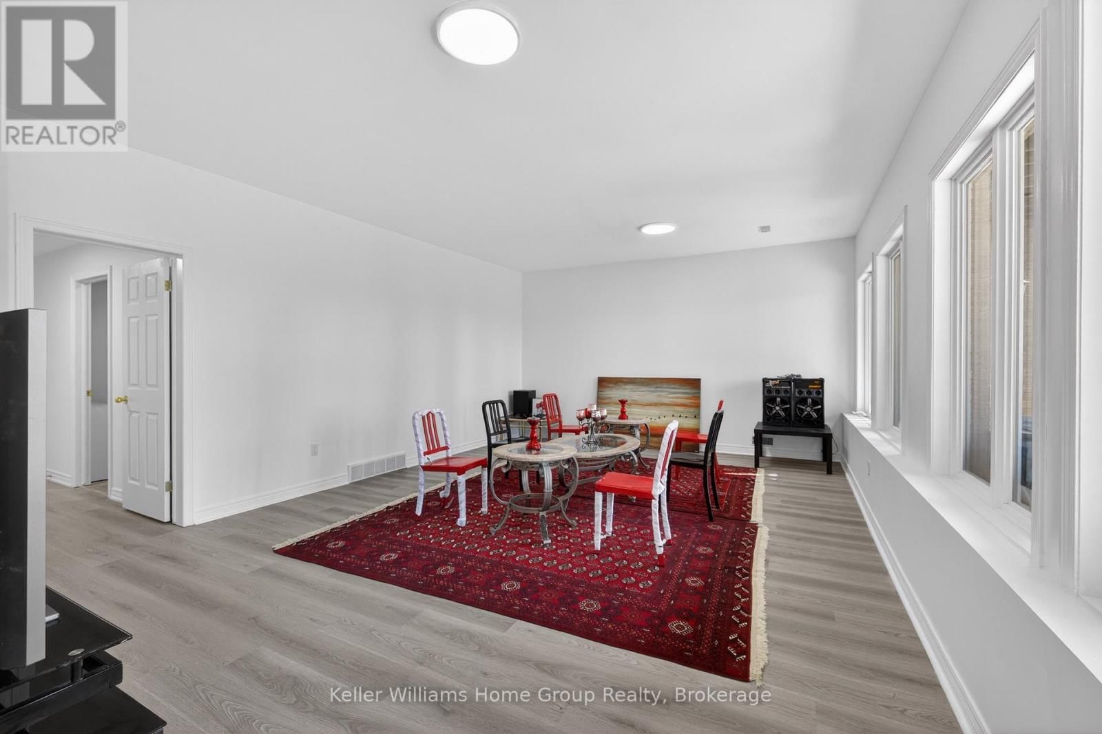 A - 23 FOX RUN DRIVE Image 19