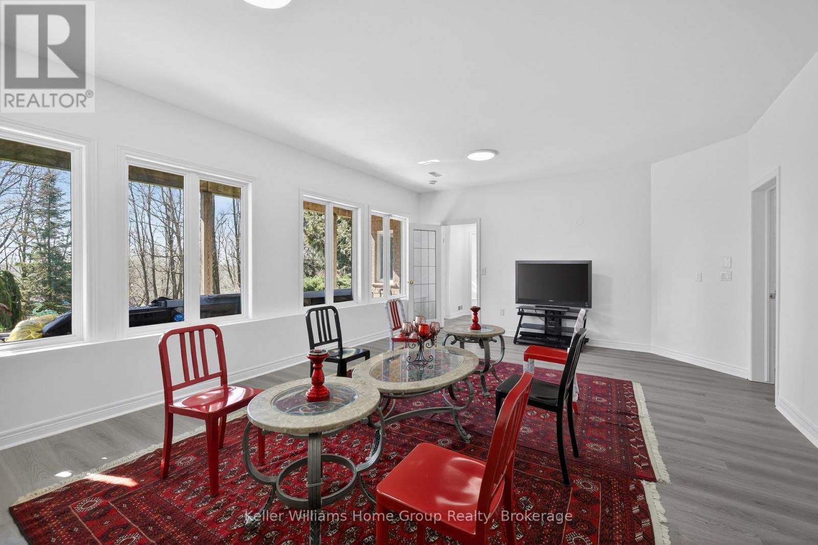 A - 23 FOX RUN DRIVE Image 21