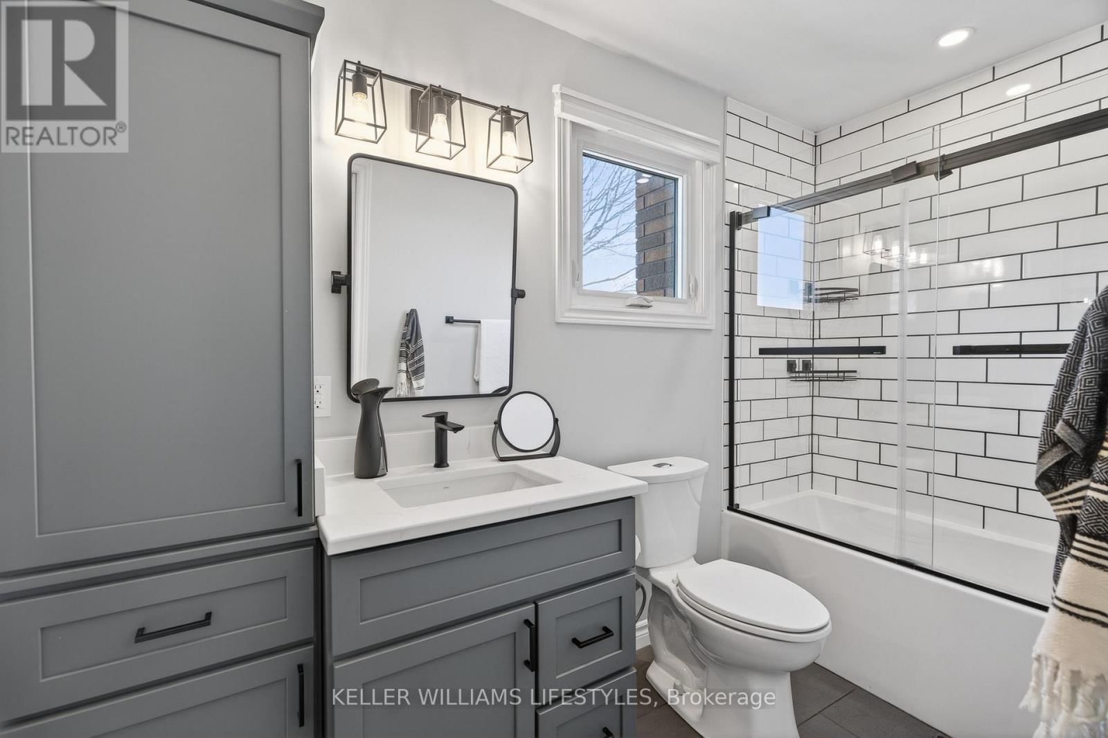 7 PEARSON AVENUE Image 17