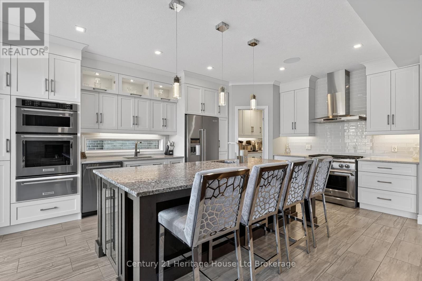 349 MASTERS DRIVE Image 14