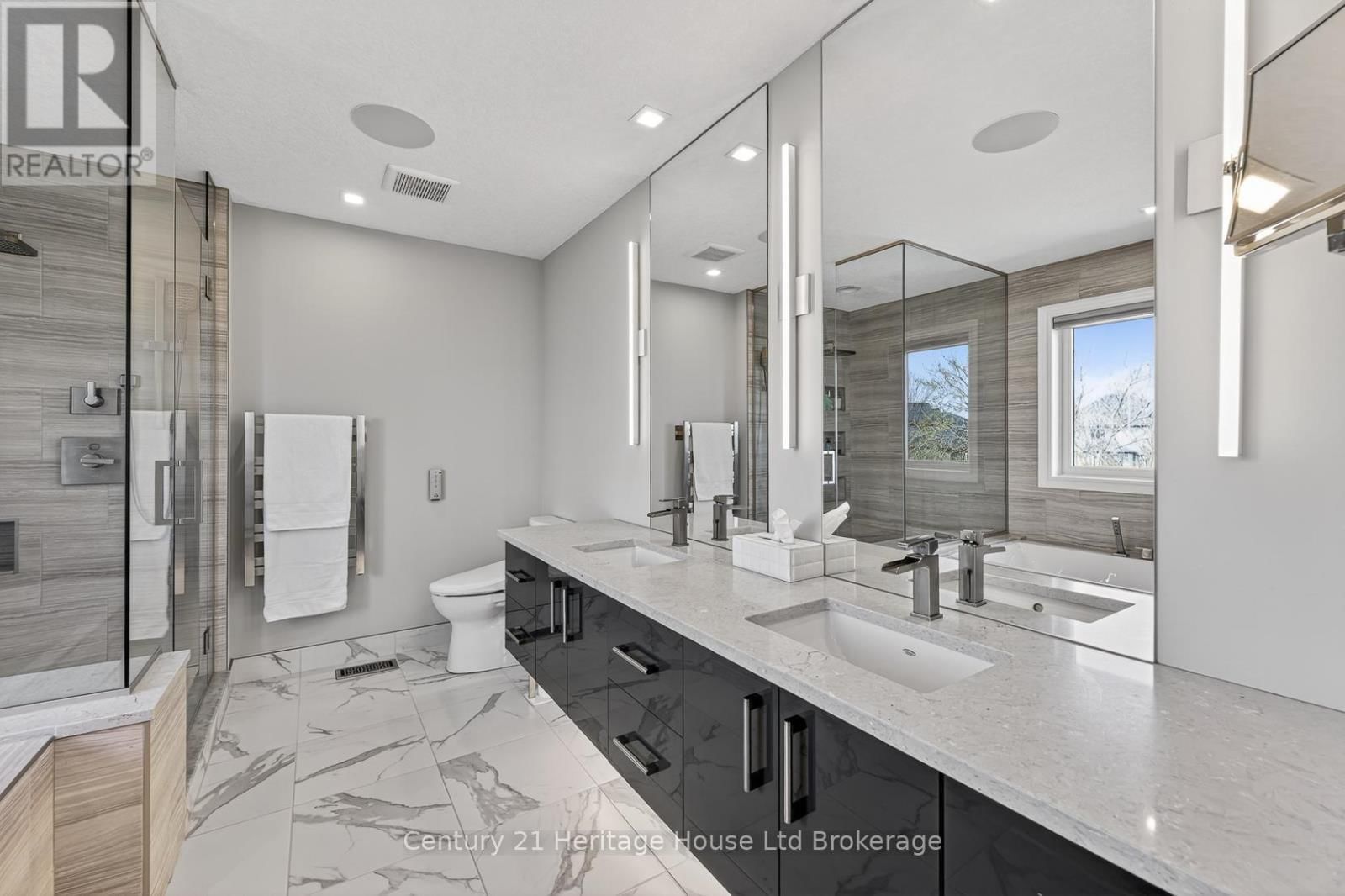 349 MASTERS DRIVE Image 25