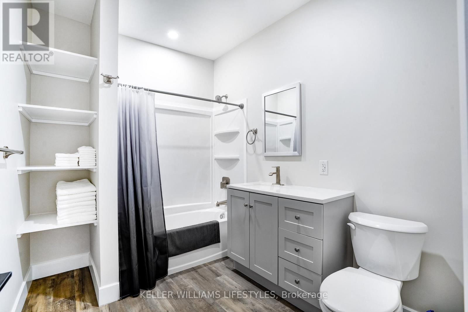 4 - 537 TALBOT STREET Image 28