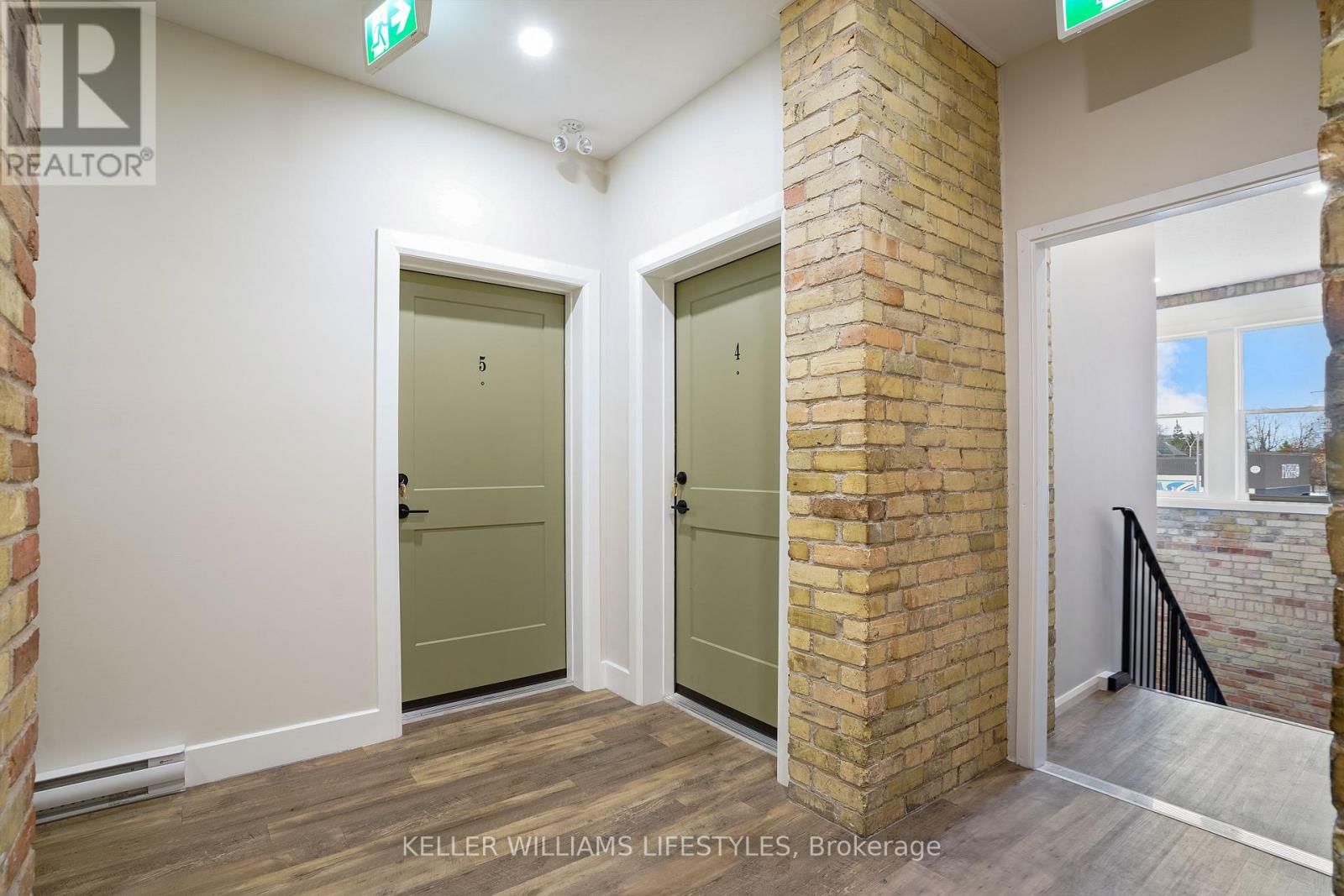 4 - 537 TALBOT STREET Image 8