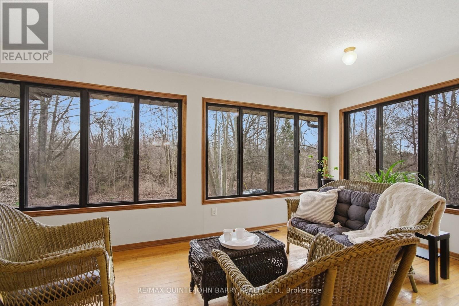 46 TWELVE O'CLOCK PT ROAD Image 12