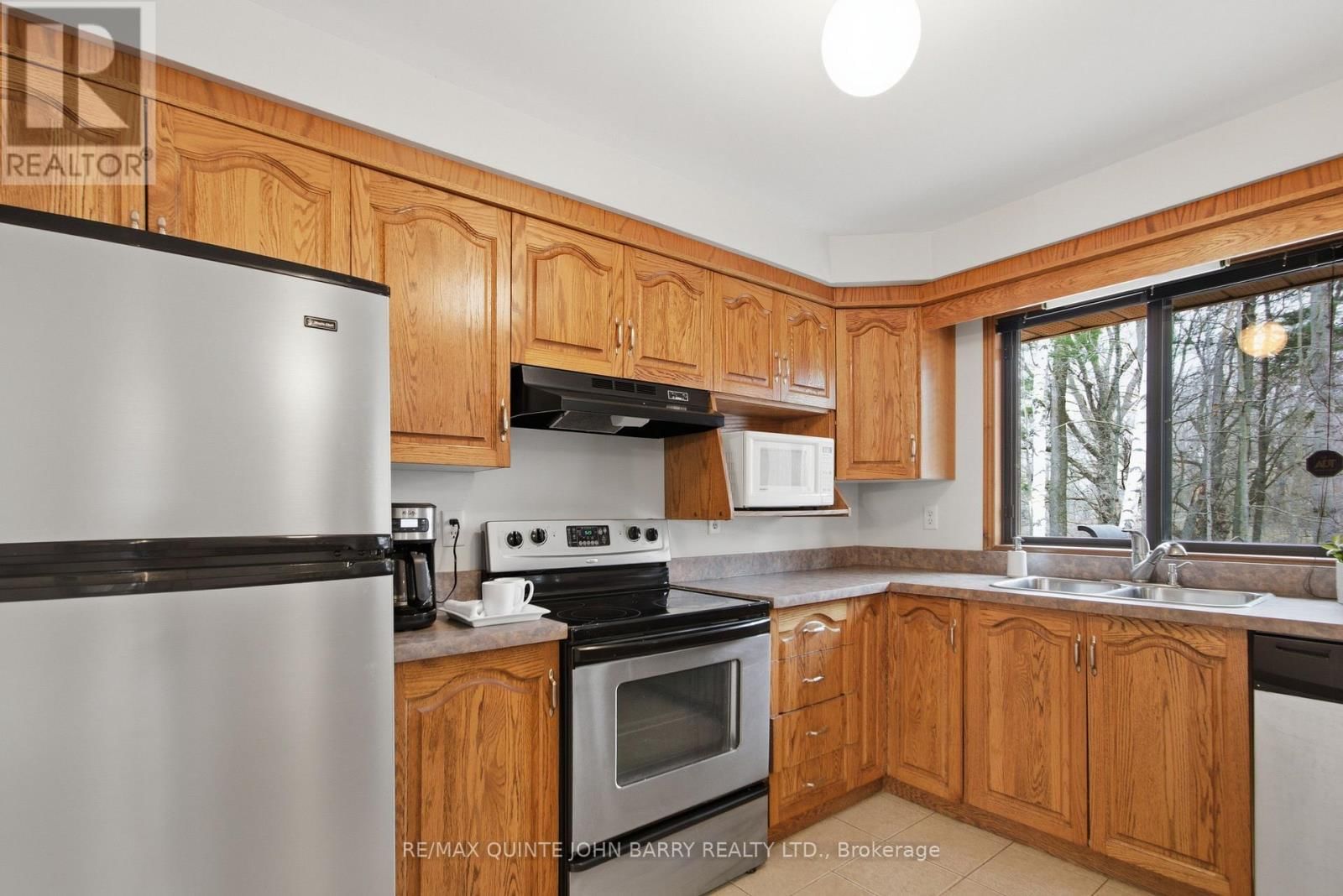 46 TWELVE O'CLOCK PT ROAD Image 16