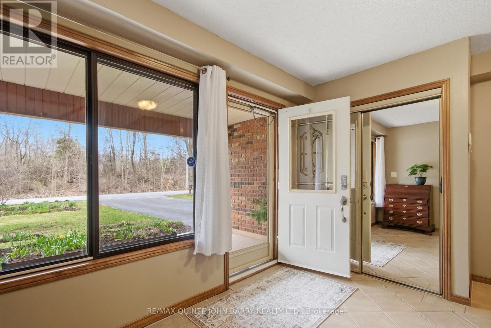 46 TWELVE O'CLOCK PT ROAD Image 25