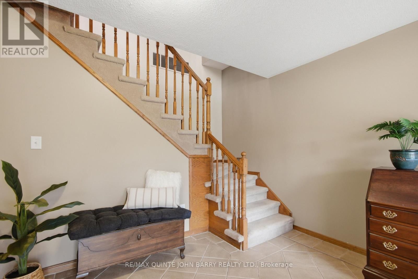 46 TWELVE O'CLOCK PT ROAD Image 26