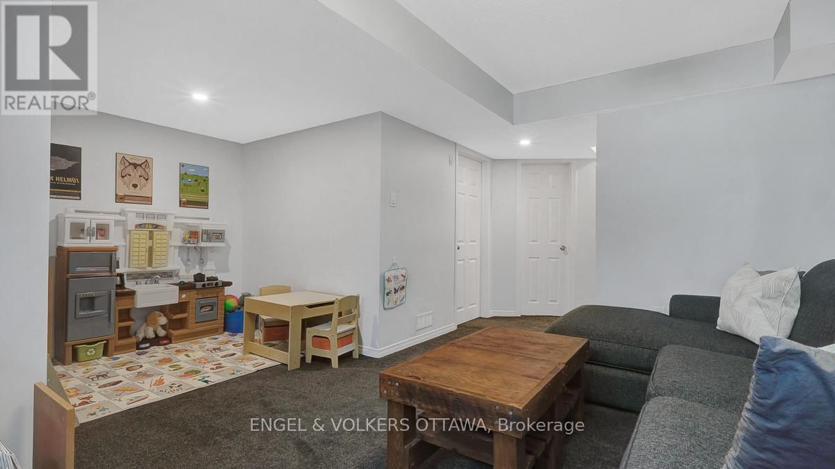 19 MULLCRAFT CRESCENT Image 25