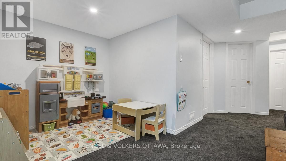 19 MULLCRAFT CRESCENT Image 26