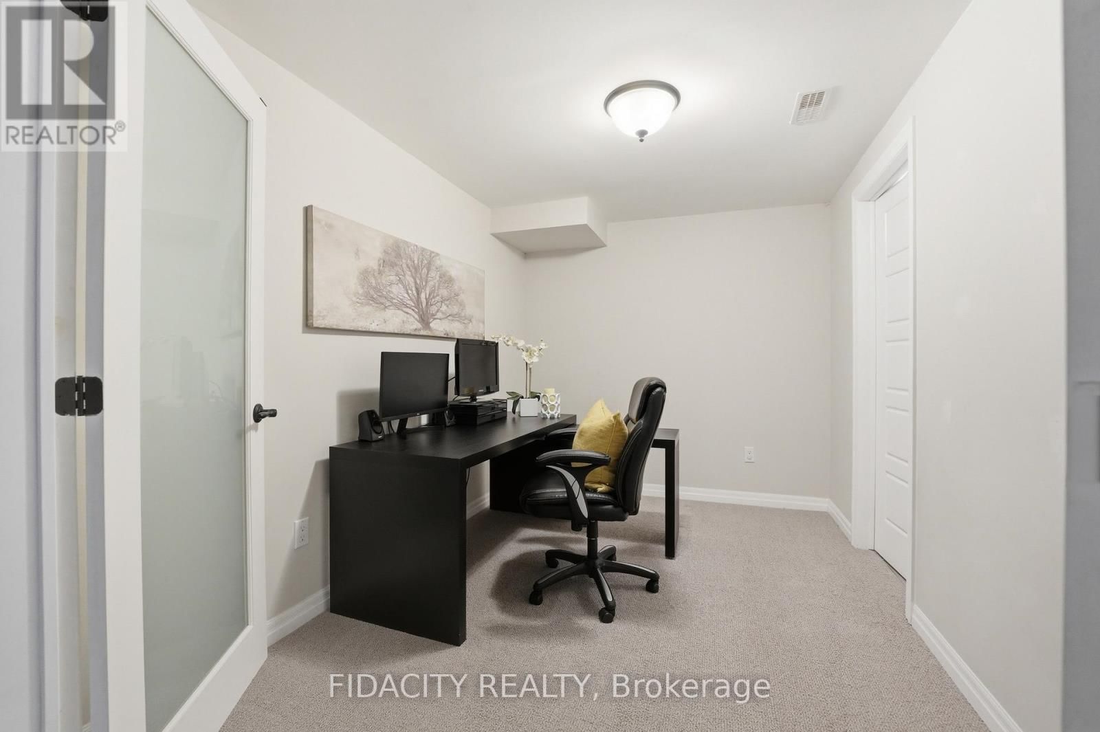 374 GALLANTRY WAY Image 34