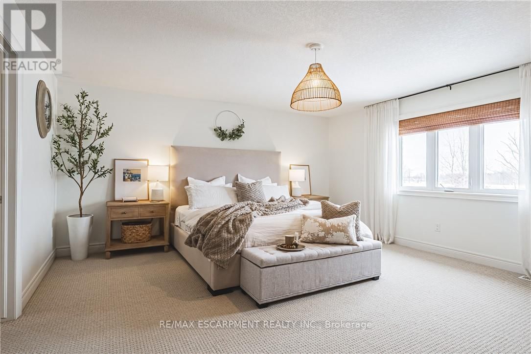 35 GRETI DRIVE Image 22