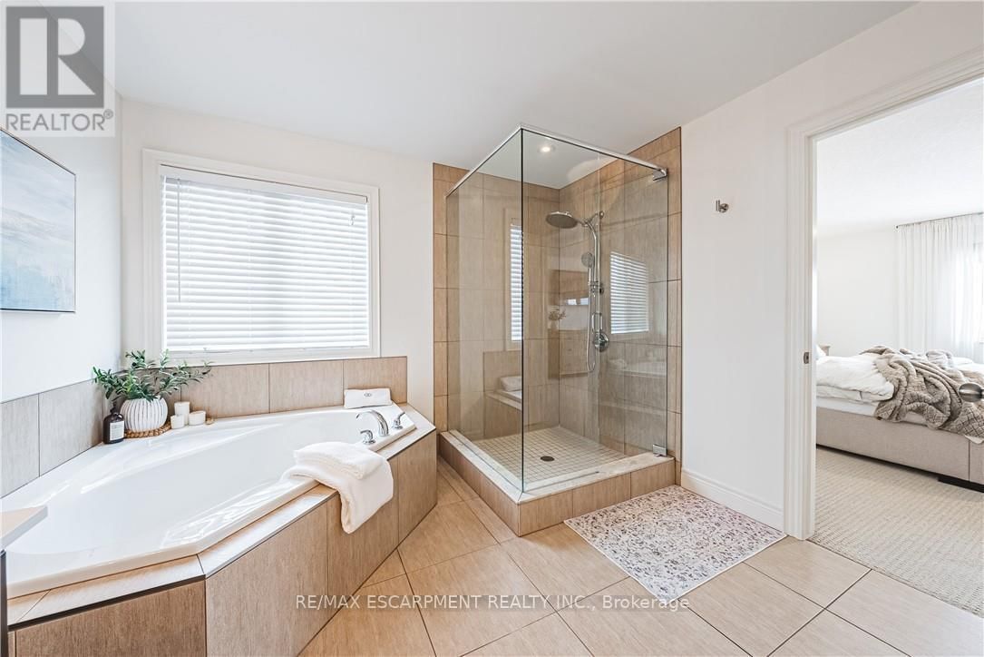 35 GRETI DRIVE Image 25