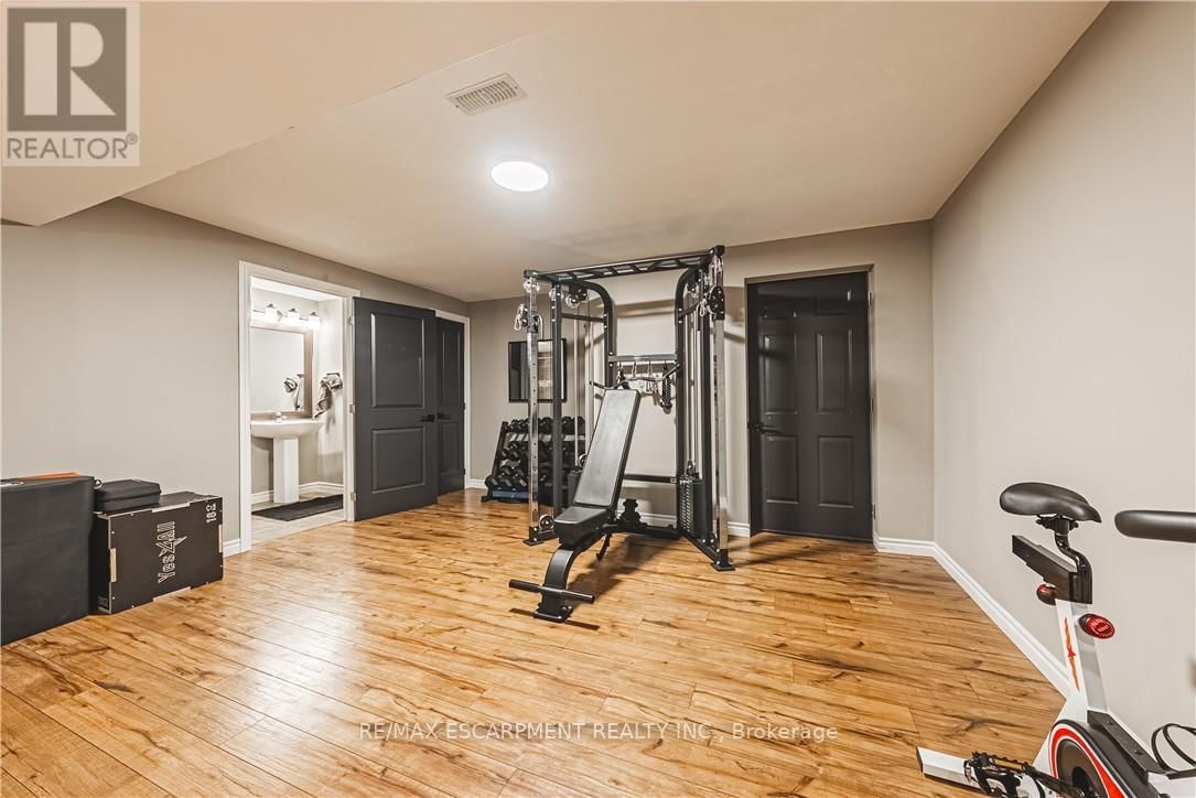 35 GRETI DRIVE Image 30