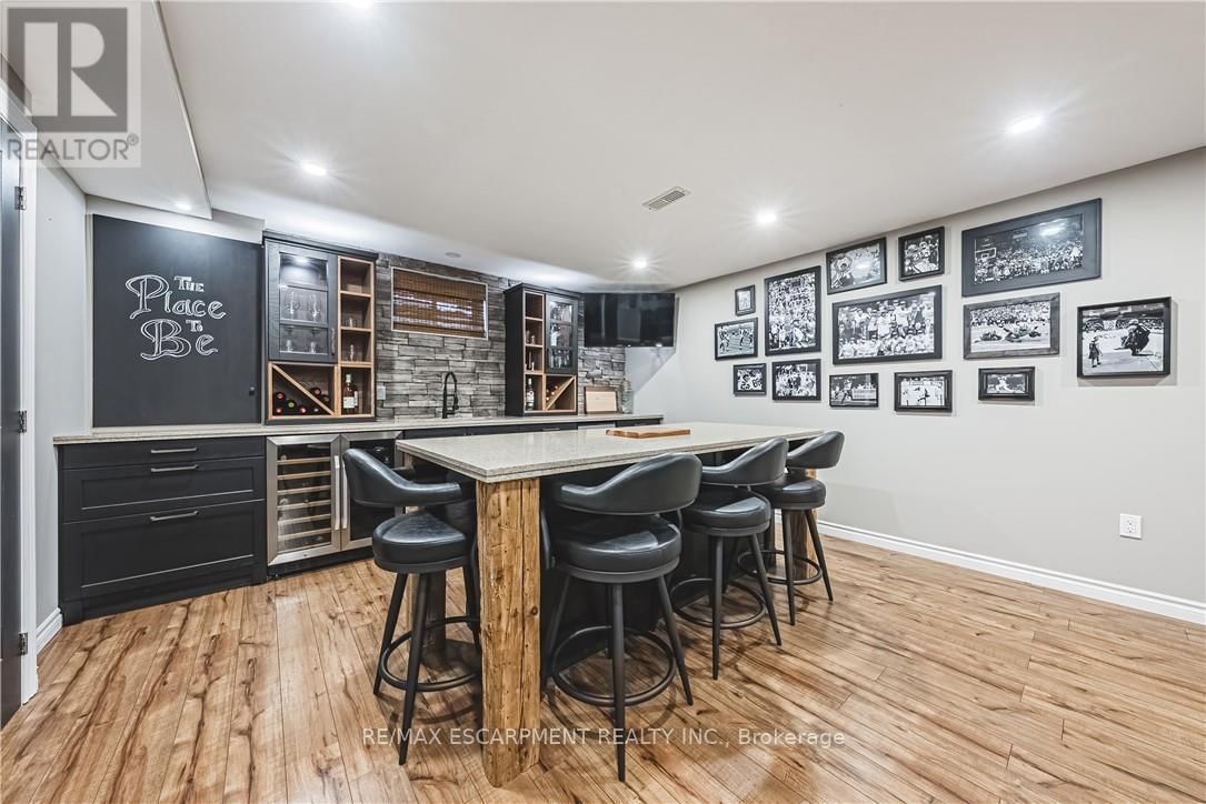 35 GRETI DRIVE Image 36