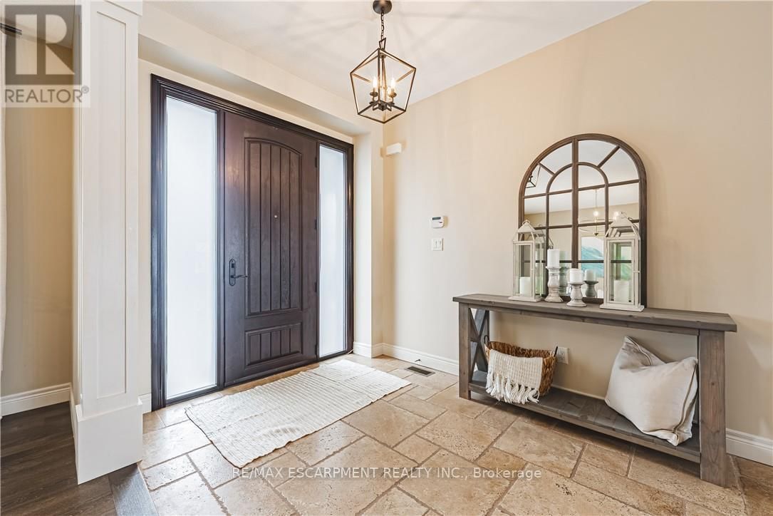 35 GRETI DRIVE Image 4