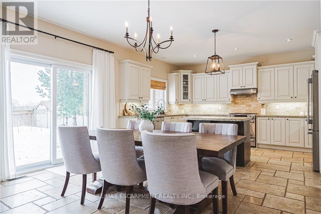 35 GRETI DRIVE Image 9