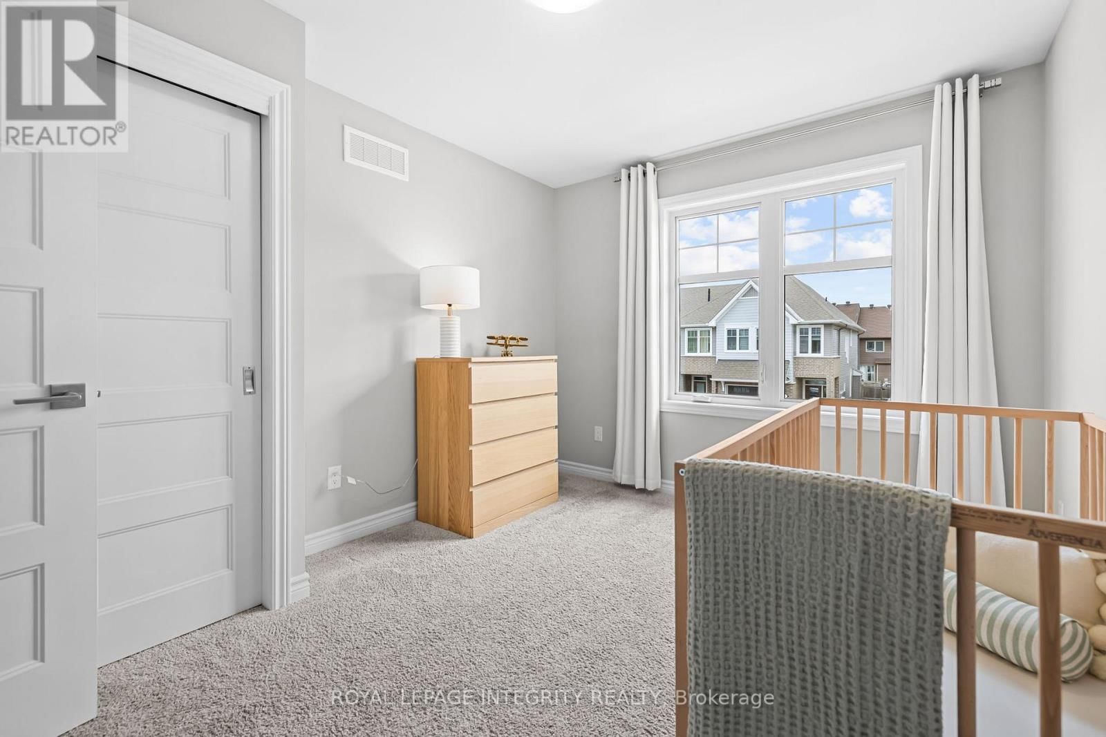 821 INDICA STREET Image 28