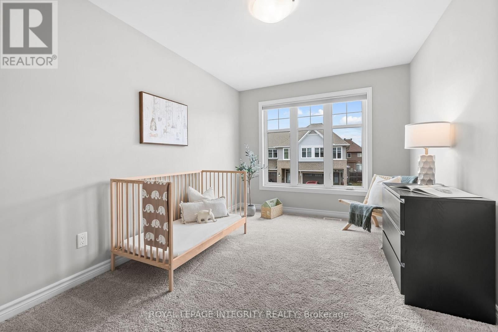 821 INDICA STREET Image 29