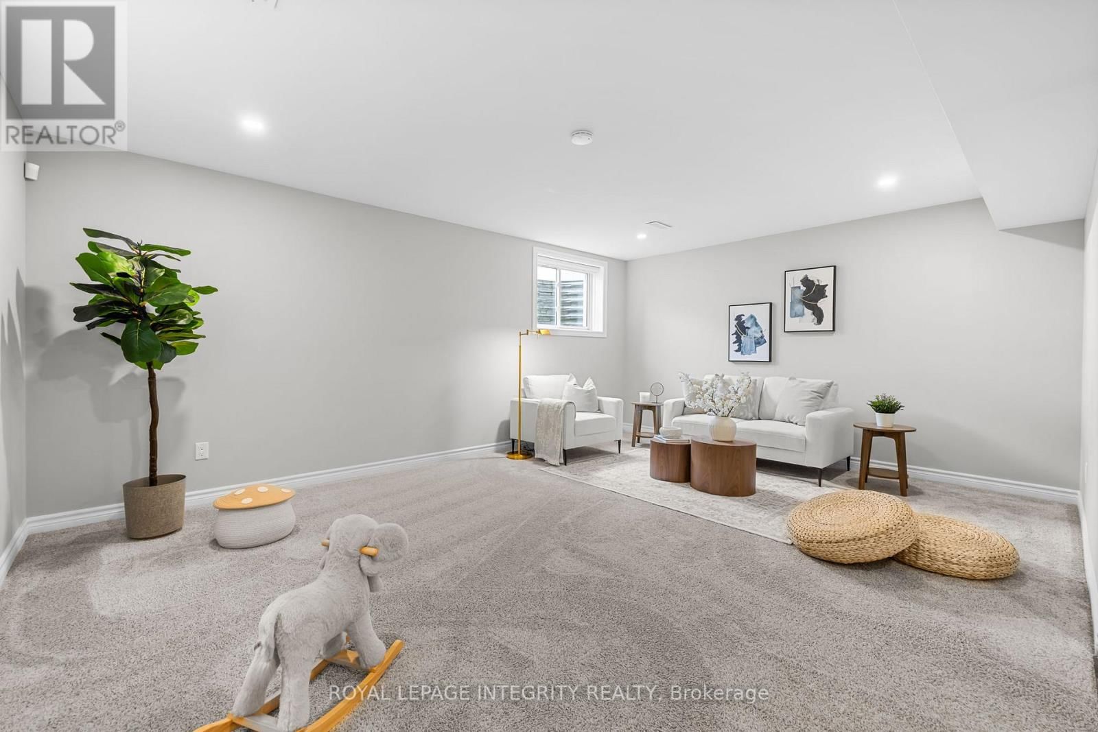 821 INDICA STREET Image 33