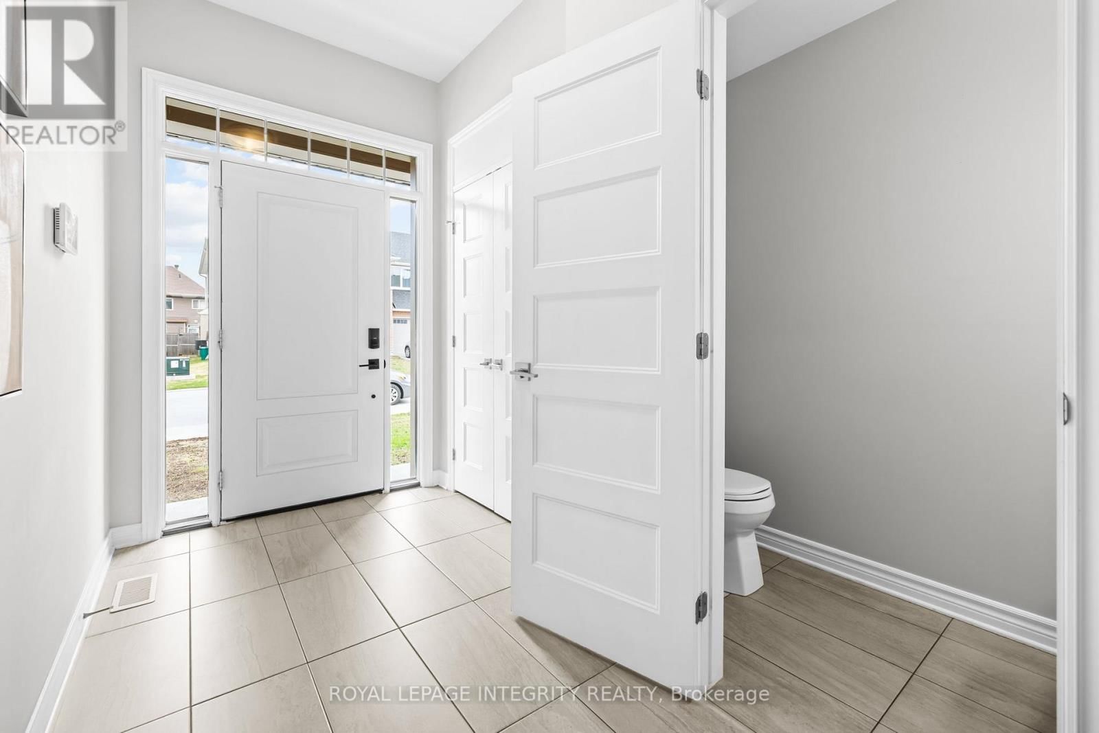 821 INDICA STREET Image 4