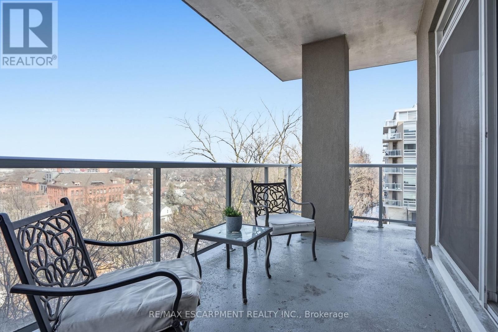 307 - 467 CHARLTON AVENUE EAST Image 27