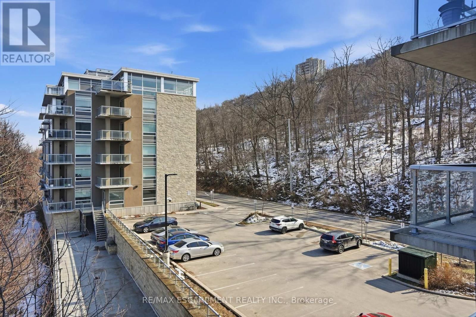 307 - 467 CHARLTON AVENUE EAST Image 29