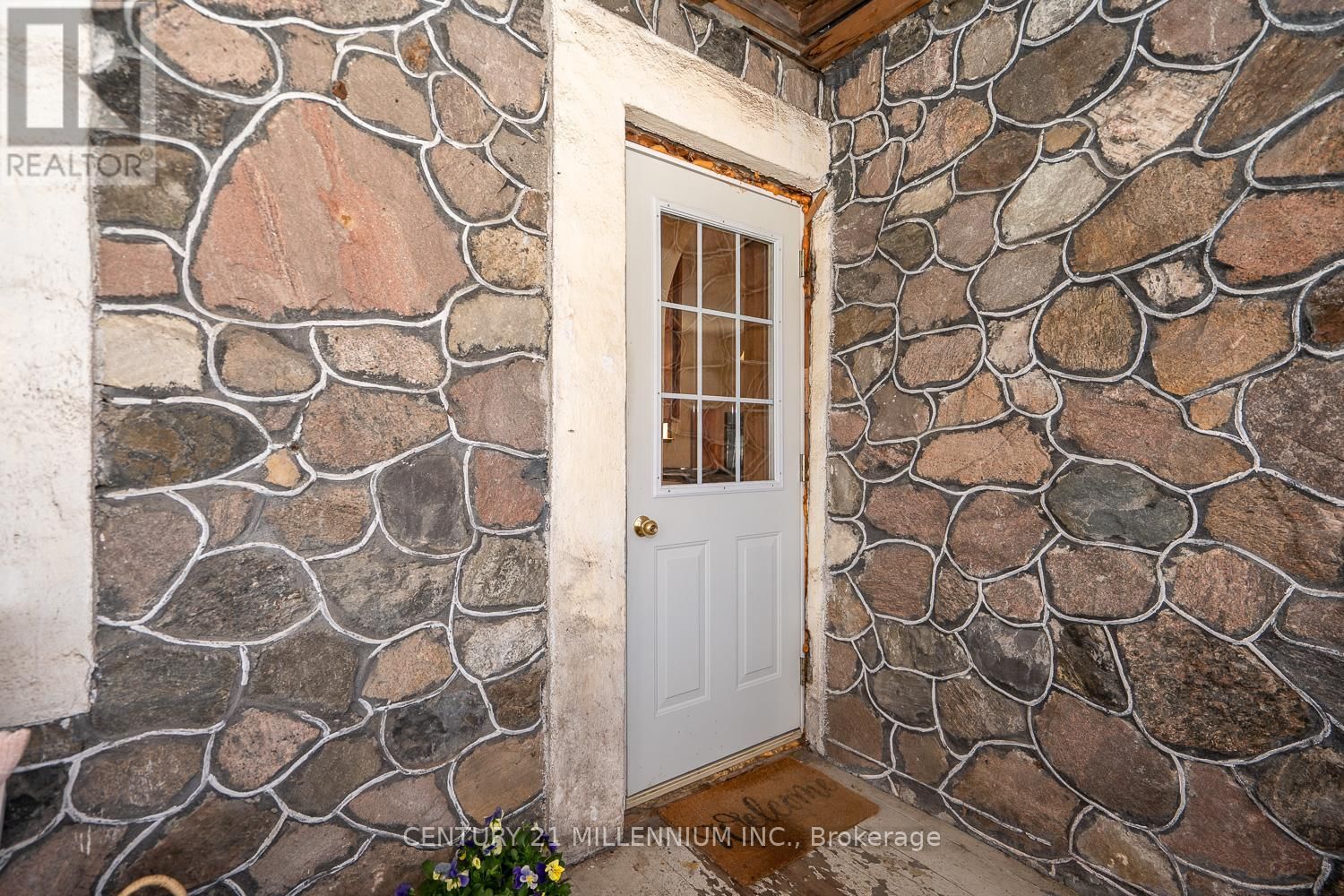 18 CROZIER STREET Image 10