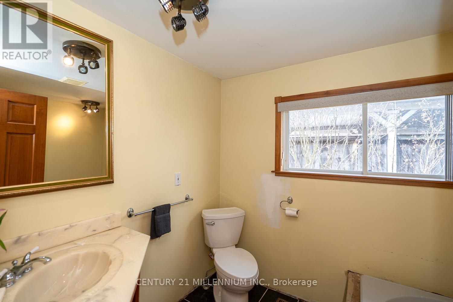 18 CROZIER STREET Image 23